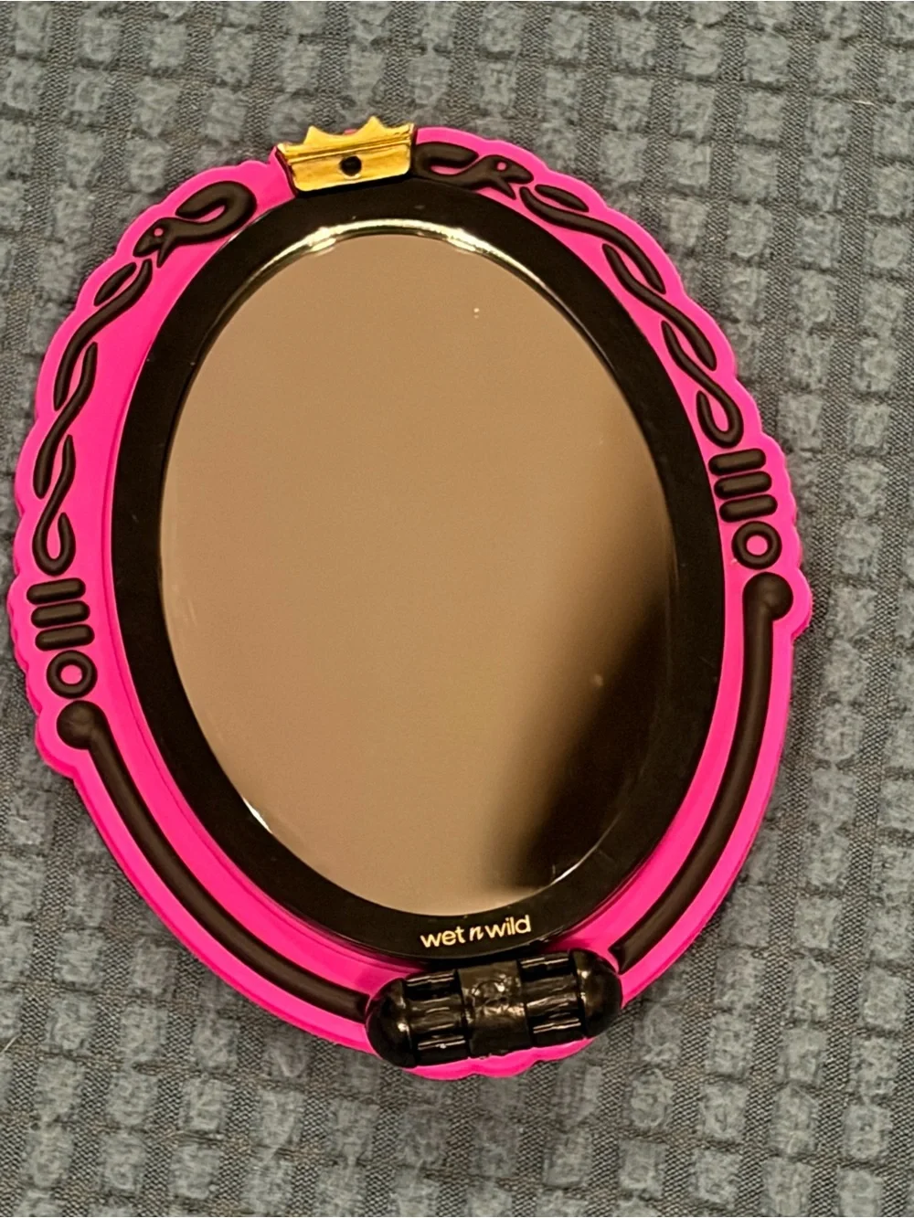 Wet n Wild Disney Villains Compact Mirror